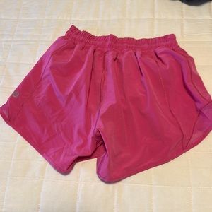 Lululemon hotty hot shorts in sonic pink size 2